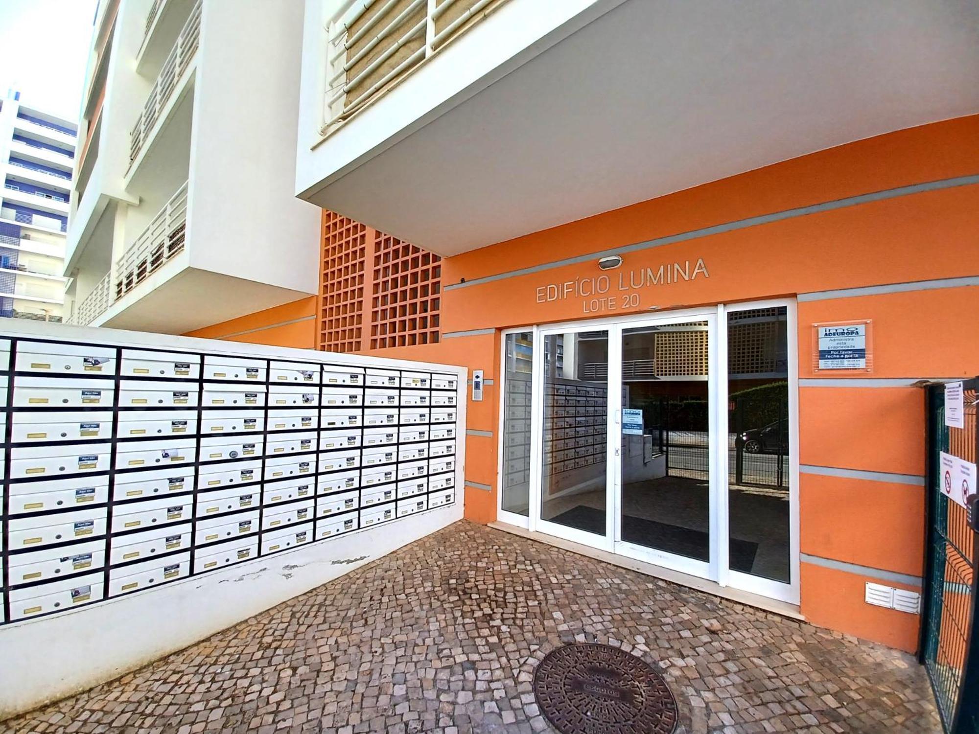 Edificio Lumina Sunshine Beach Apartment Portimao Ngoại thất bức ảnh
