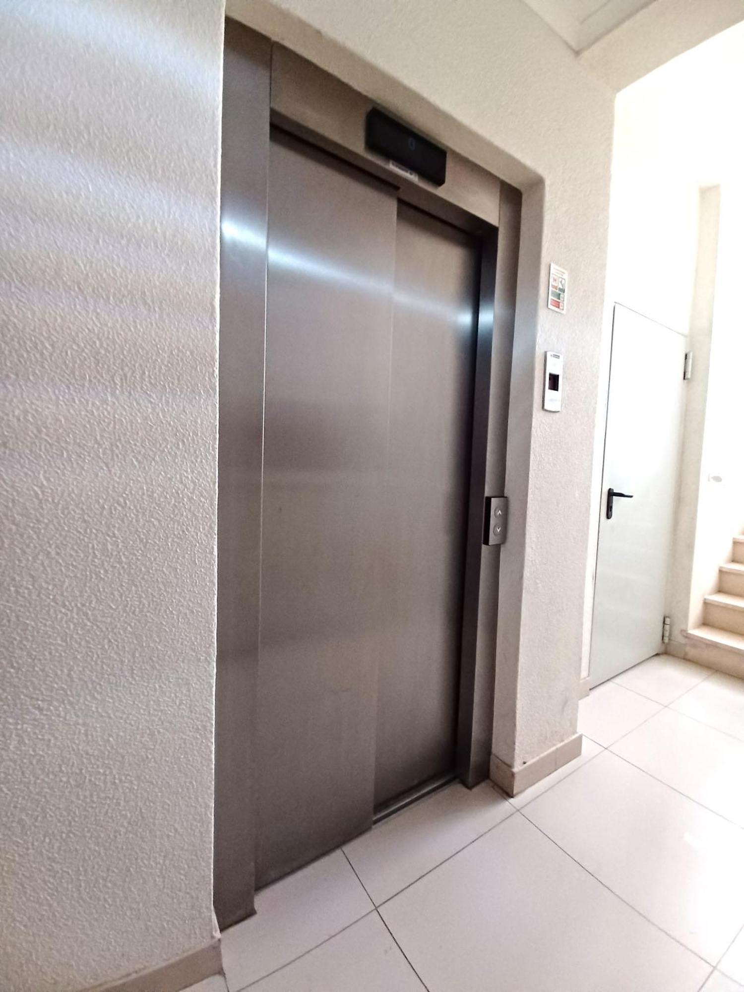 Edificio Lumina Sunshine Beach Apartment Portimao Ngoại thất bức ảnh