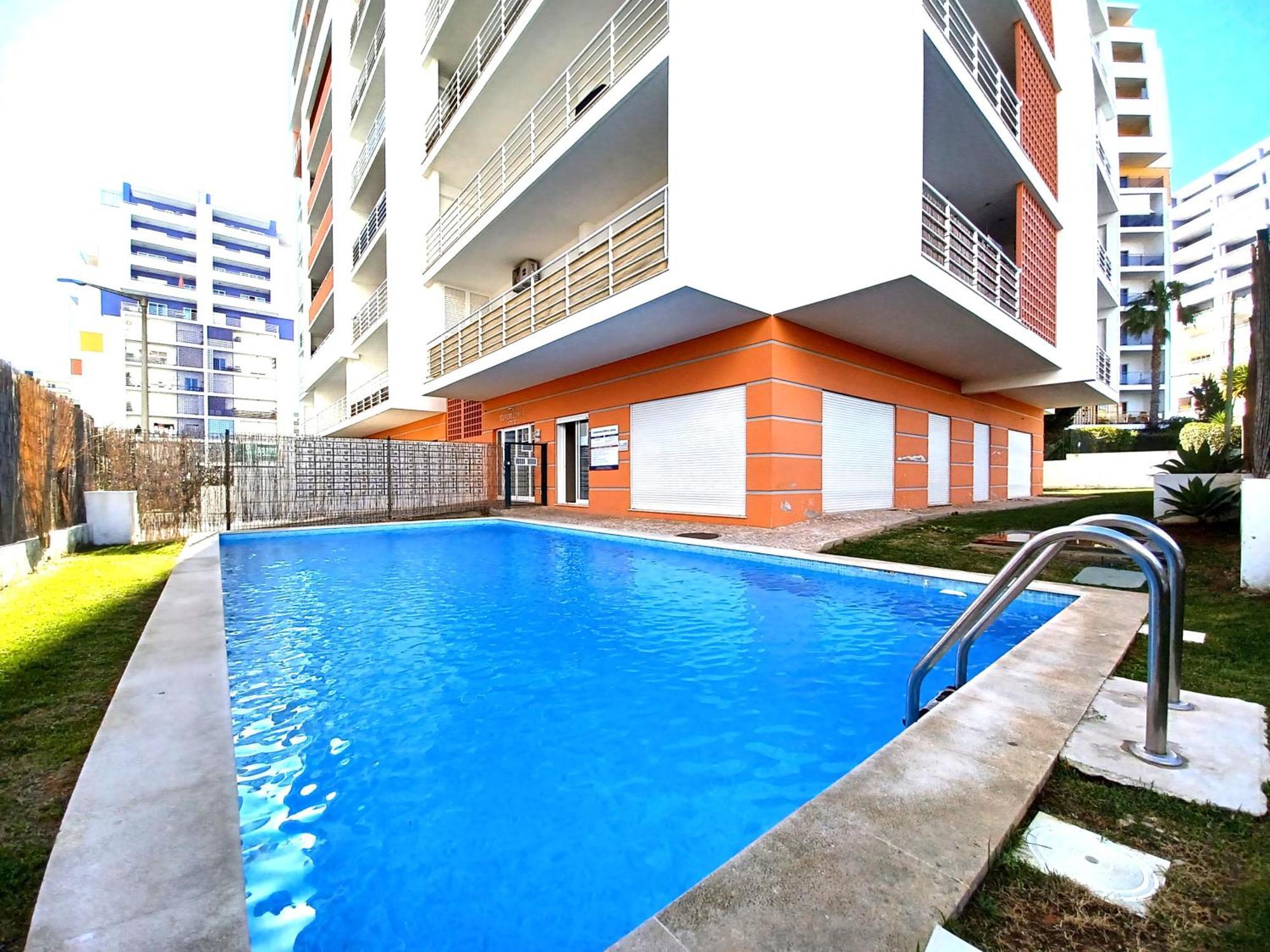 Edificio Lumina Sunshine Beach Apartment Portimao Ngoại thất bức ảnh